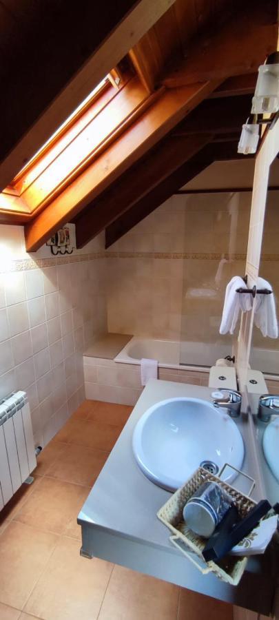 Hotel Rantiner Taull Ngoại thất bức ảnh