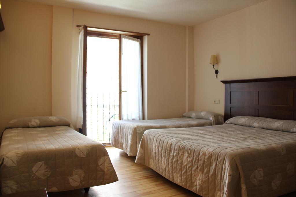 Hotel Rantiner Taull Ngoại thất bức ảnh
