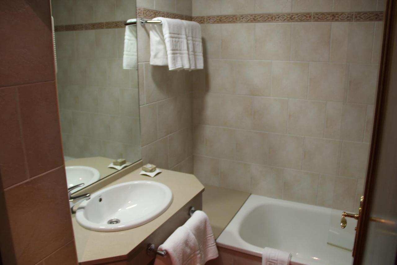 Hotel Rantiner Taull Phòng bức ảnh